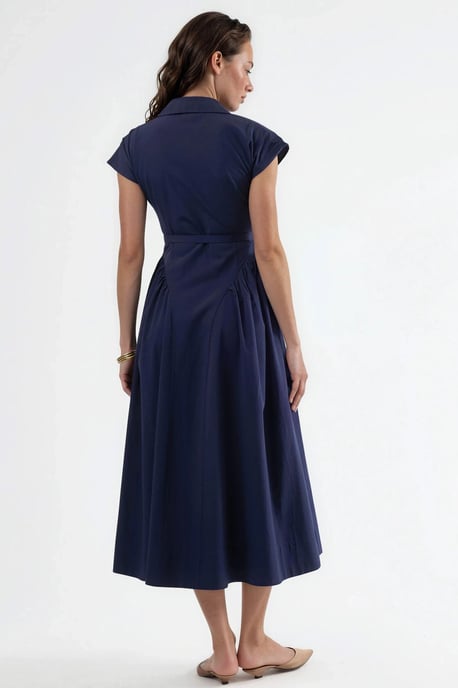 Midikleid mit Gürtel und Hemdkragen - Image 3