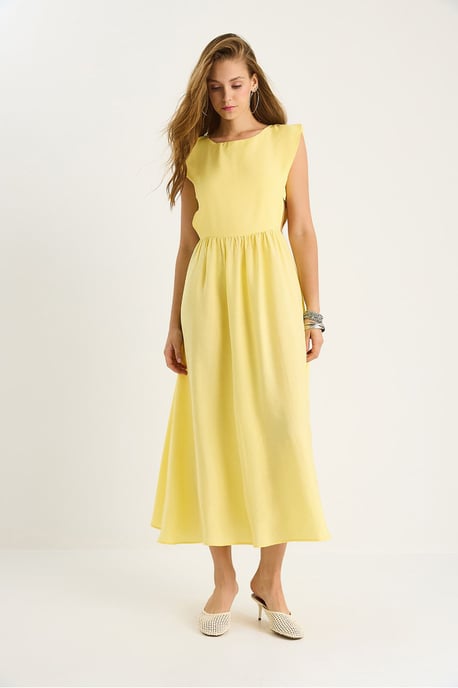 Ausschnitt Detailliertes Midi-Kleid - Image 3
