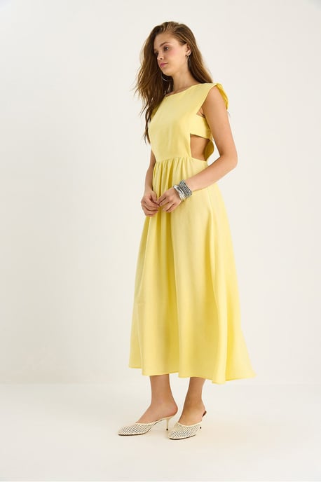 Ausschnitt Detailliertes Midi-Kleid - Image 4