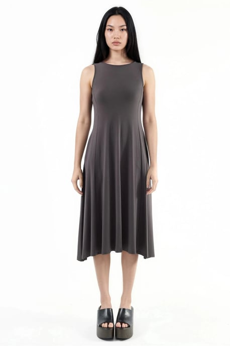 Ärmelloses Midi-Kleid mit Taschen - Image 6
