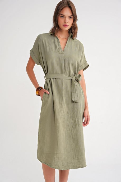 Gürtel-Midi-Kleid mit kurzen Ärmeln - Image 2