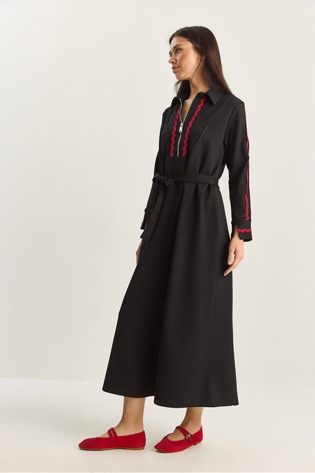 Knopfbetontes A-Linien Midi-Kleid mit Bindungsdetail - Image 5