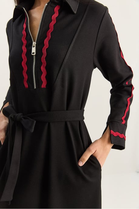 Knopfbetontes A-Linien Midi-Kleid mit Bindungsdetail - Image 6