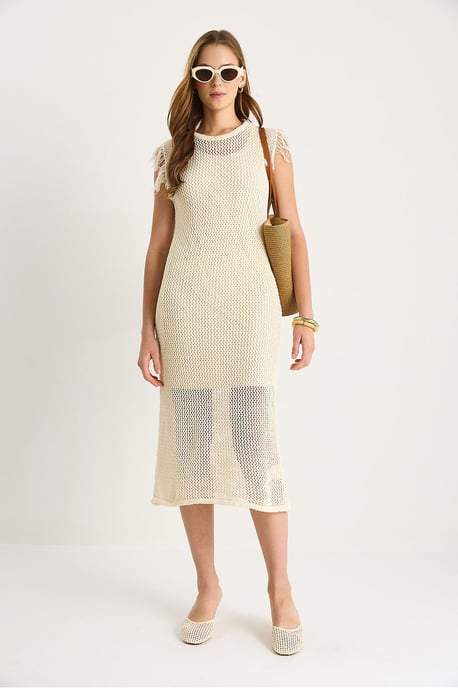 Midi-Kleid mit strukturiertem Stoff und Rüschendetails - Image 2