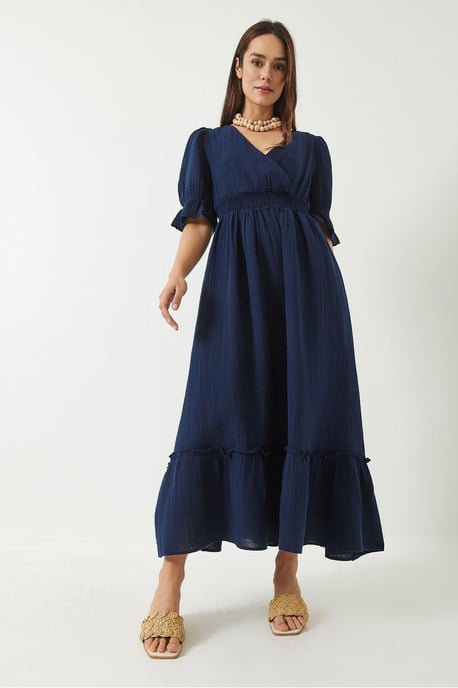 V-Ausschnitt Strukturiertes Midi-Kleid mit Elastischen Details - Image 4