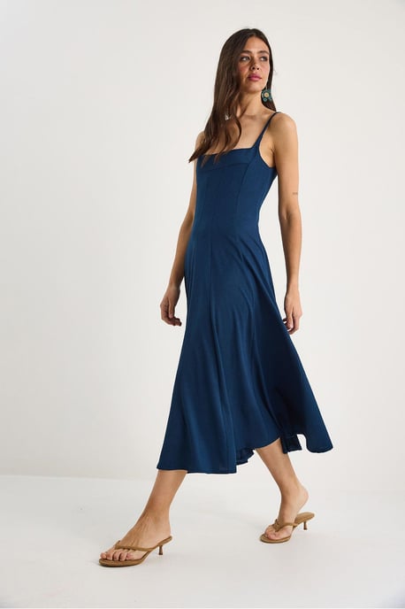 Strukturiertes Midikleid mit quadratischem Kragen - Image 4