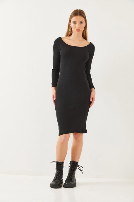Strukturierte Ripp-Midi-Kleid mit quadratischem Kragen - Image 2