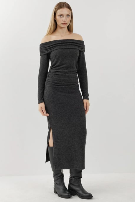 Texturiertes miederloses Midi-Kleid mit Schlitz - Image 5