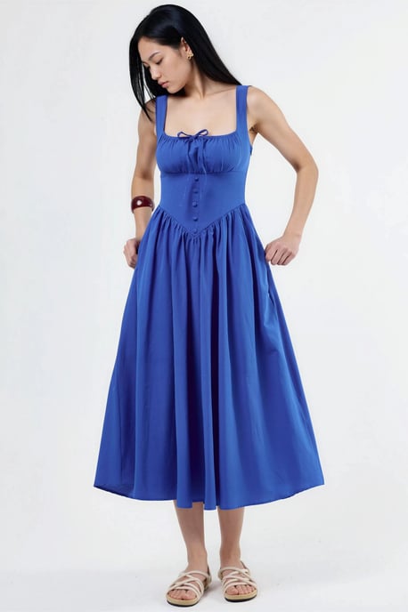 Midi-Kleid mit quadratischem Kragen und Knopfdetails - Image 6