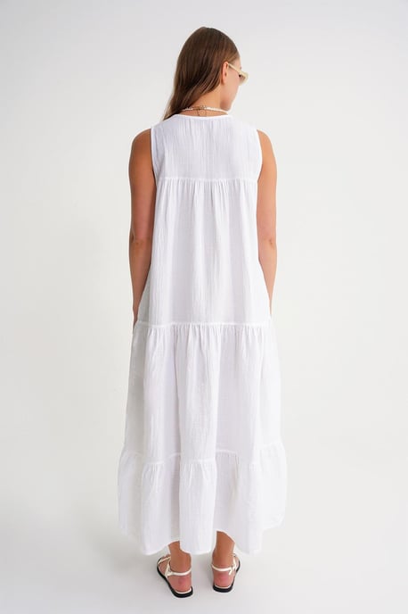 Ärmelloses V-Ausschnitt-Mulldress mit Taschen in Midi-Länge - Image 6