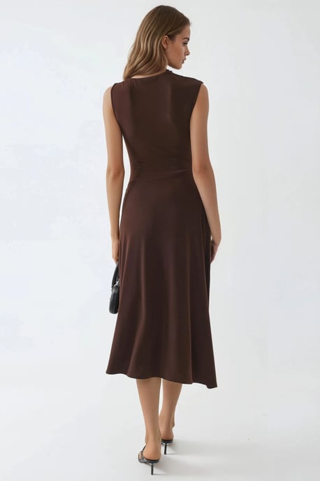 Accessoire Detailliertes Asymmetrisches Midi-Kleid - Image 3