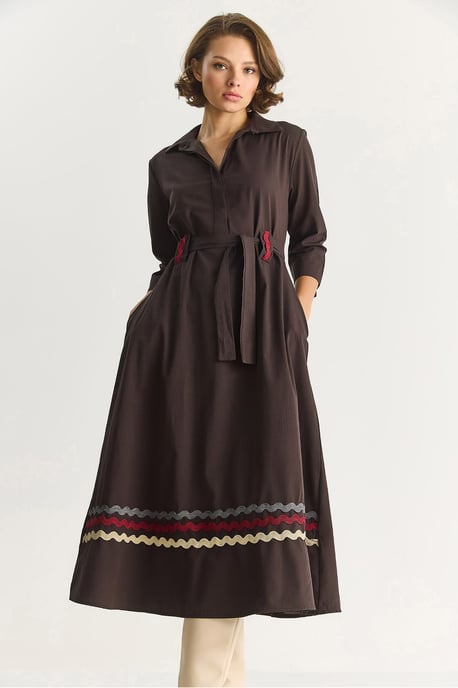 Besticktes Midi-Kleid - Image 4