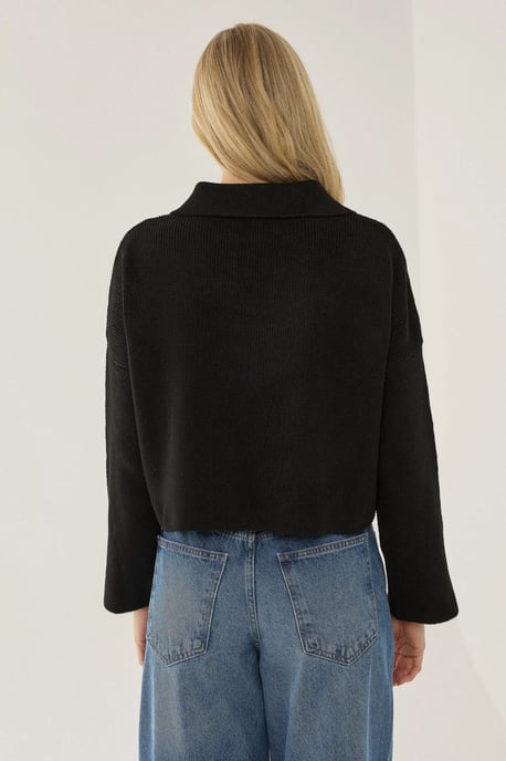 Lässiger Pullover mit Kragen - Image 4