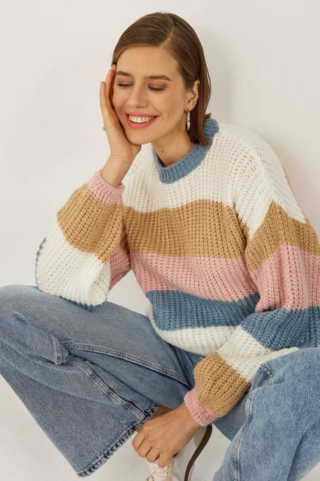 Lässiger gestreifter Pullover - Image 3