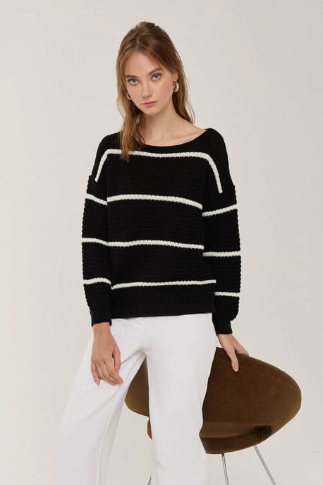 Lässiger, gestreifter Strickpullover - Image 3