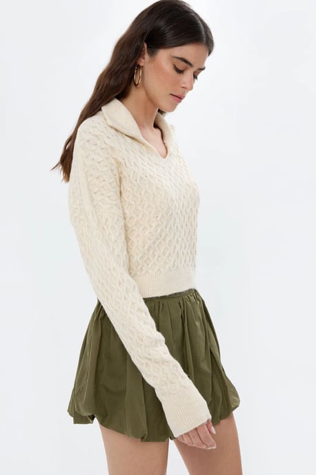 Strukturierter Strickpullover mit Hemdkragen - Image 4