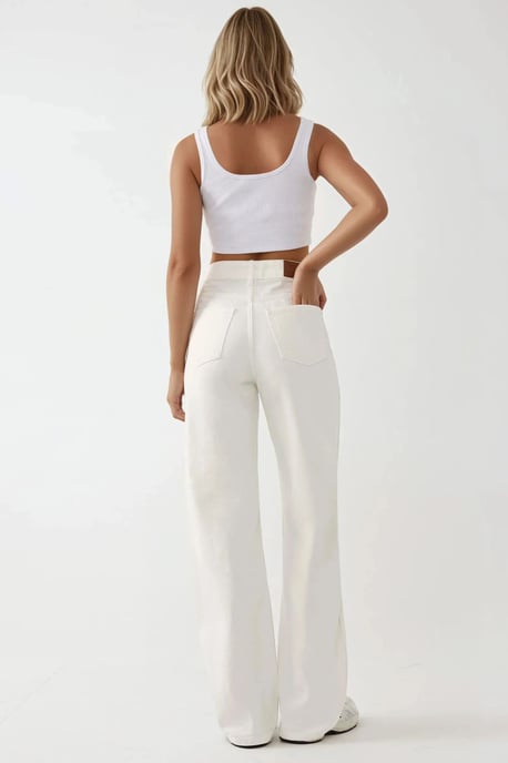 Hochgeschnittene Gerade Jeans - Image 4