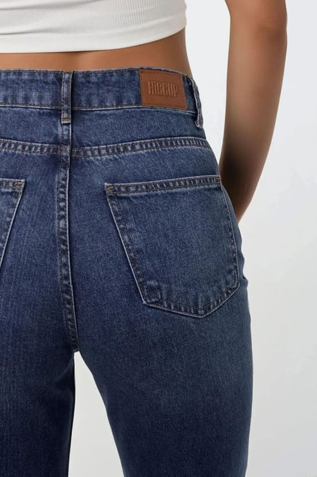 Hochtaillierte Straight-Leg-Jeans - Image 6