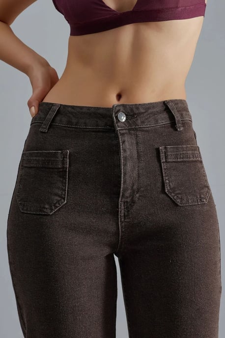 Hochtaillierte Bootcut-Jeans - Image 6