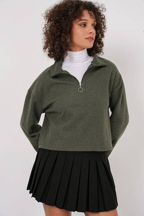 Entspannt geschnittenes Crop-Sweatshirt mit Reißverschlusskragen - Image 3