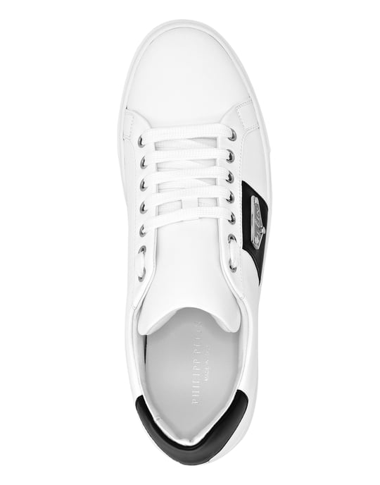 Sneaker - Image 2