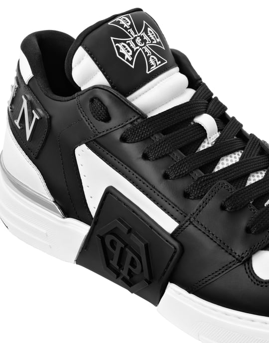 Lo-Top Turnschuhe Phantom Kicks - Image 2