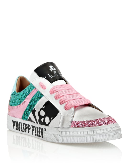 Sneaker Skull - Image 1
