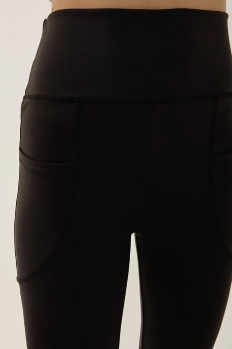 Hochtaillierte Weite Leggings mit Taschen - Image 5