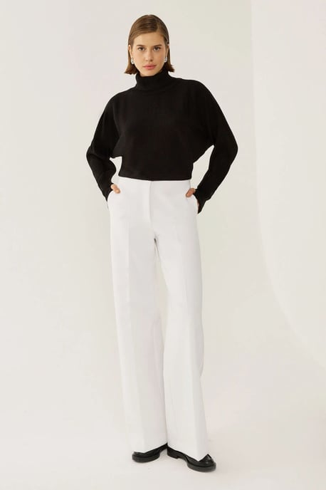 Lässiger Pullover mit Rollkragen - Image 1