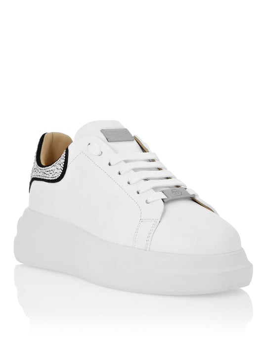 Sneaker Monogram - Image 1
