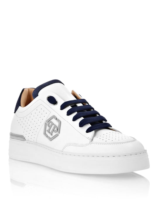 Low-Top Turnschuhe - Image 1