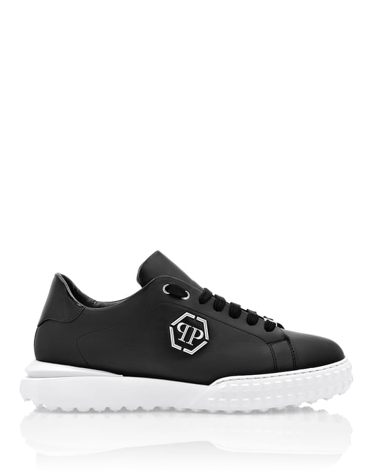 Sneaker - Image 3