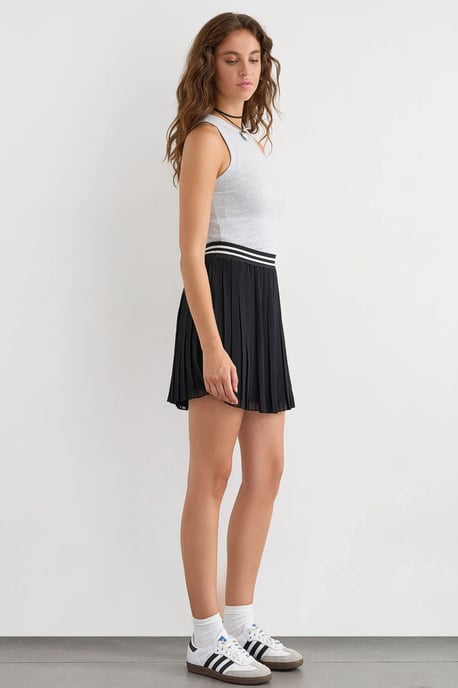 Halterneck Basic Tanktop - Image 2