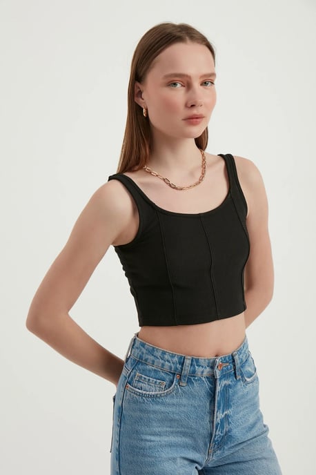 Ausschnitt-Ärmelloses Basic-Crop-Top - Image 2