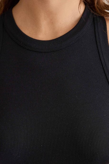 Halter-Neck Basic Tanktop - Image 5