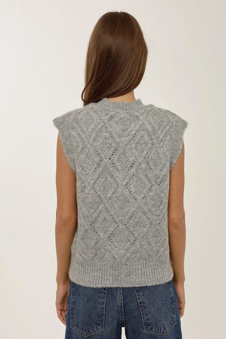 Enganliegende Strickweste - Image 4