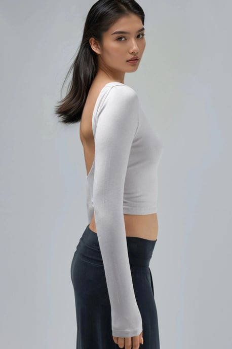 Slim Fit Gekürzte Bluse mit Rückenschlitz - Image 3