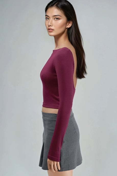 Schmal geschnittene, gekürzte Bluse mit Rückenausschnitt - Image 3