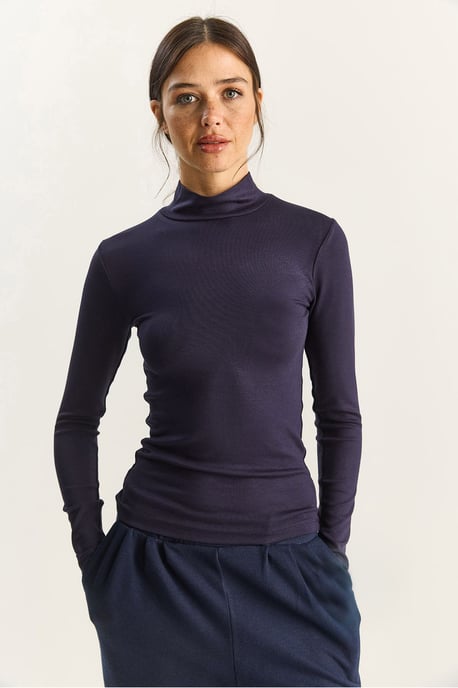 Schlankes Longsleeve Oberteil mit halbem Stehkragen - Image 5