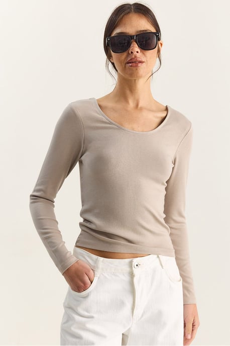 Slim Fit U-Hals Strickbluse - Image 3