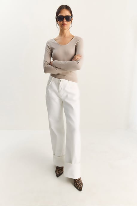 Slim Fit U-Hals Strickbluse - Image 6