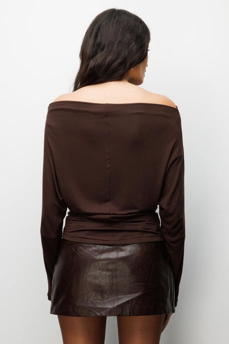 Asymmetrische Kragen Slim-Fit Crop-Bluse mit Ausschnitt - Image 4