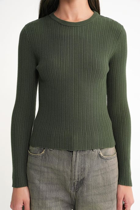 Weiches strukturiertes Ripp-T-Shirt - Image 5
