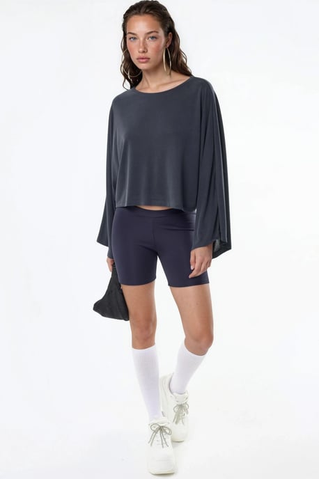 Lässige Bluse mit weiter Bootsausschnitt - Image 5