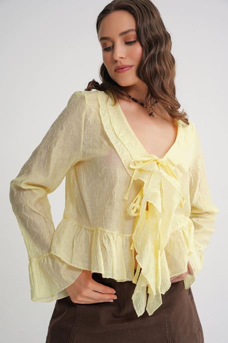 V-Ausschnitt Rüschenshirt mit Kordelzug - Image 3