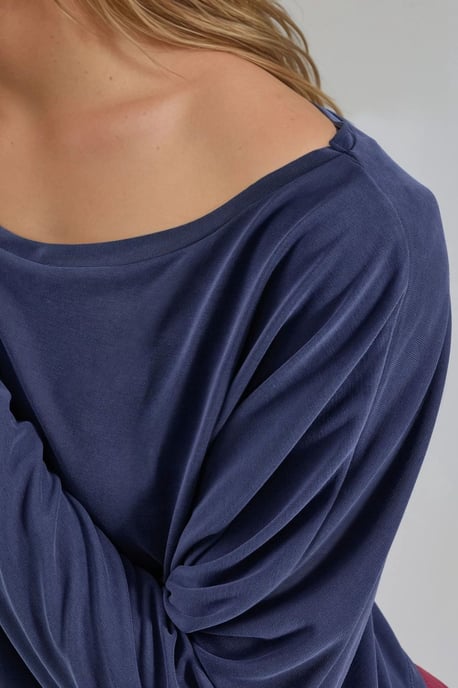 Lässige Bluse mit weiter Bootsausschnitt - Image 5
