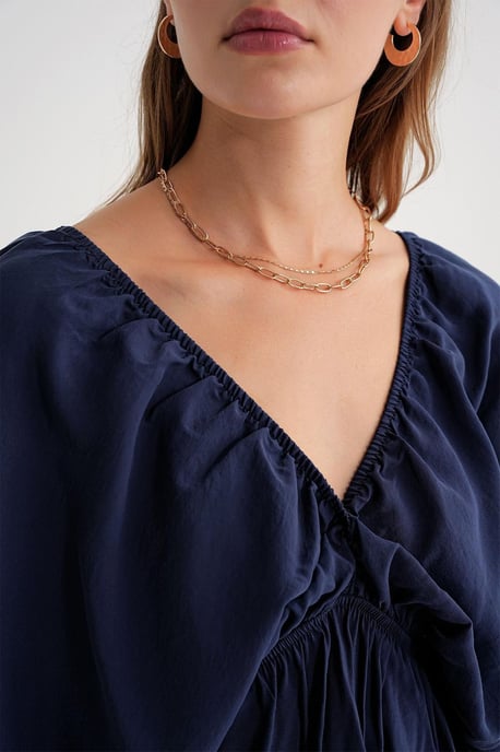 V-Ausschnitt-Bluse mit Rüschendetails - Image 6
