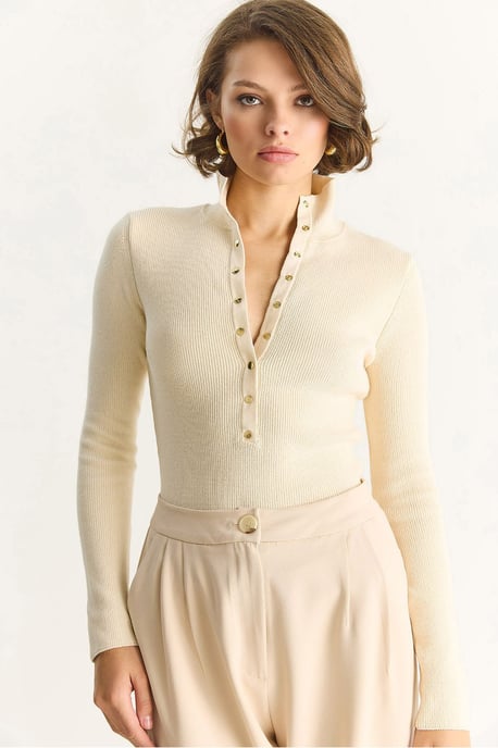 Taillierte Langarm-Strickbluse mit Druckknopfverschluss - Image 5