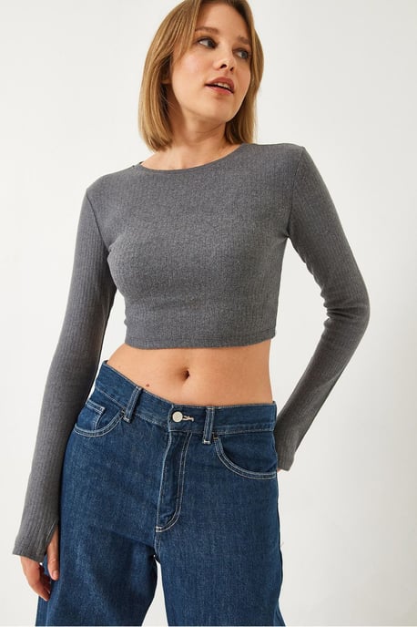 Strukturierte gerippte Crop-Bluse mit Rundhalsausschnitt - Image 4