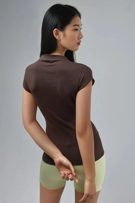 Taillierte Bluse mit Stehkragen und kurzen Ärmeln aus Strick - Image 3